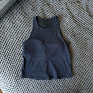 Vuori Black Tank with padding